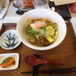 中華そば麦右衛門 - 