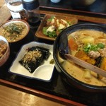 手打ちほうとうと発幸料理のお店 元祖へっころ谷 - 