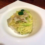 ラ･マンチーナ - シロイカ・緑トマトピューレの冷製カッペリーニ