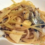 ラ･マンチーナ - 鱧と松茸の塩味パスタ