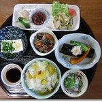 農家民宿 里屋敷 - 定食１（１と２のセットです）サツマイモのご飯とお惣菜