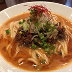 人力俥 - 肉味噌、ネギ、糸唐辛子の上に山椒が、ふりかけられてます！