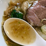 らぁ麺 すぎ本 - 揚げネギが香ばしい