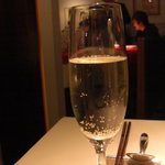 ドリンク写真 閉店 シノワーズ 厨花 ｈｅｐナビオ店 シノワーズ チュウカ 梅田 広東料理 食べログ