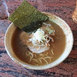 新中華そば 800円