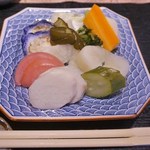京いろめし 洛匠 - 京野菜の漬物をたっぷり味わおう！