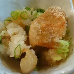串かつ おおえす - 鶏皮ポン酢180円