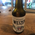 地酒BAR 山新 - ビールは地元のバイツェンです。