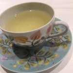 revoru - 薬膳茶　フランスRAYNAUDのParadis奇麗なカップです