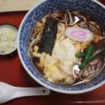 鶴家 - 玉子とじそば 770円税込 