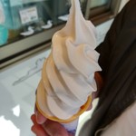 もちかえりトリロー - ソフトクリーム(通常200円、今だけ150円)
