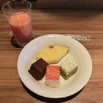 BONSALUTE CAFE - 朝食ブッフェ 3 デザート