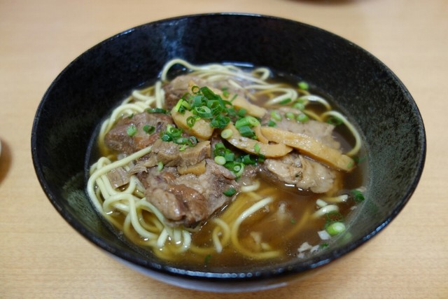 小松 石垣市 沖縄そば 食べログ