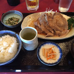 Teihou Kan Tori Kurabu - 生姜焼き定食と生ビール