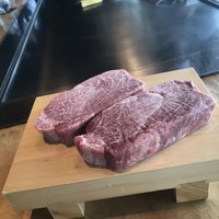 ニュー松坂 梅田32番街店 - 
