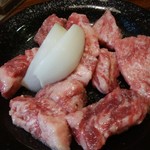 焼肉味亭 - フットカルビ580円