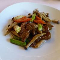 中国料理 満楼日園 - 牛肉と野菜醤油炒め