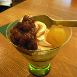 快食空間 makanaiya - 抹茶白玉あんみつ