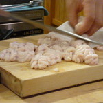 なる屋 - 雲子を捌き始められました