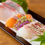 Assortment of 3 types of sashimi