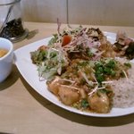 ヴィーガンカフェ - 玄米ごはんプレート（麻婆豆腐）