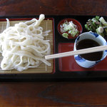 共栄山荘 - 山菜手打ちうどん　750円