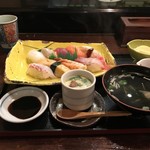 寿司辰 - 料理写真:にぎりの寿司御膳１０８０円をいただきました（２０１８．１０．２９）