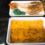 塩釜仲卸市場 マイ海鮮丼コーナー - 