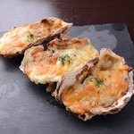 Oyster gratin (3 pieces)