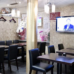 ルッカ - 団体にも対応できるテーブル席