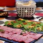 ルッカ - 霜降り和牛のクリームチーズ乗せ