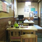 みつや食堂 - 店内