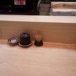 松寿司 - 桐のカウンター