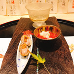 gyokaikozarawashokuichiyoshi - 茹で落花生の味噌。すじこ。法善寺豆腐。