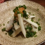 鳥田中 - お通し・・とらふぐ湯引き