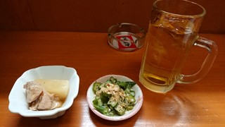 Nomitomoshibachan - お通し2種(鶏と大根の煮物、オクラのお浸し)