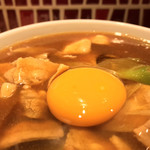 味奈登庵 - カレー南蛮そばには玉子が似合う。