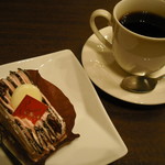 サイフォン式珈琲の店 三番館 - ケーキセット