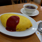 オムライス大盛り680円（プラス200円）　