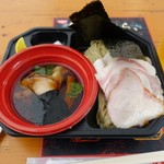 飯田商店 - 濃密鶏清湯と濃密昆布水のつけ麺 850 + 特製トッピング 500 + 純粋金華豚の大ぶりシウマイ 350