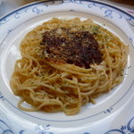 スパゲティハウス - ガーリックとチーズ（ミートソース）900円