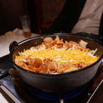 チーズタッカルビ＆個室肉バル 博多鶏 - 