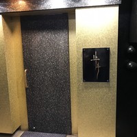 牛牛 西麻布 総本店 - 入り口