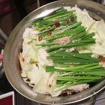 もつ鍋居酒屋はらへった - 黒の牛もつ鍋（醤油）