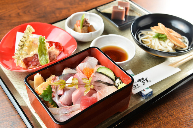 ランチメニュー だし遊膳 新 ダシユウゼン アラタ 唐津 居酒屋 食べログ