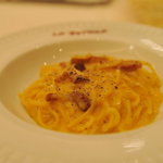 ラ・ベットラ・ダ・オチアイ ナゴヤ - カルボナーラ