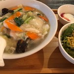 佳佳苑 - 海鮮あんかけラーメン