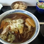 Te Uchi Soba Chuuji - 肉そば650円