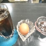 Himawari - セットのドリンク、ゆで卵、お菓子