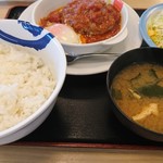 松屋 - 復活うまトマハンバーグ定食
            待ってました
            最高です